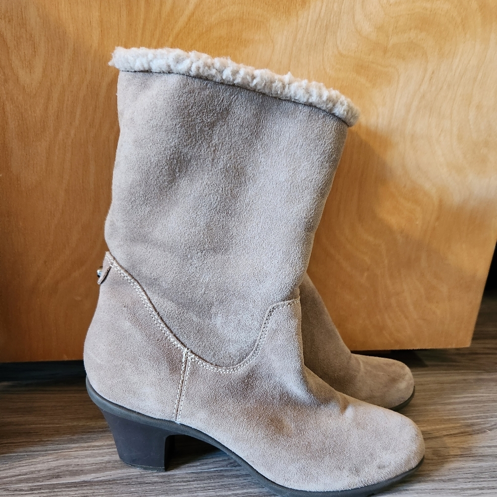 Anne Klein Sport fleece-lined boots